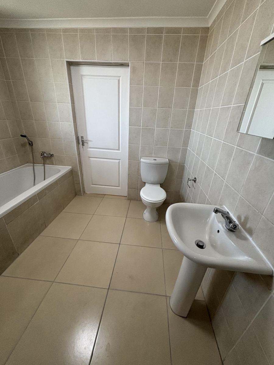 3 Bedroom Property for Sale in Wynberg Western Cape